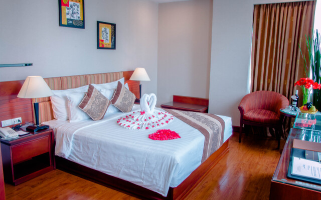 Отель KiN Hotel Thi Sach Edition