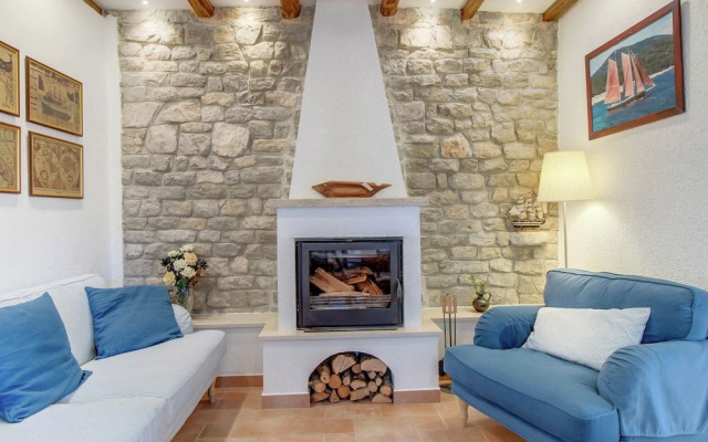 Holiday Home in Osor Near Sandy Beach
