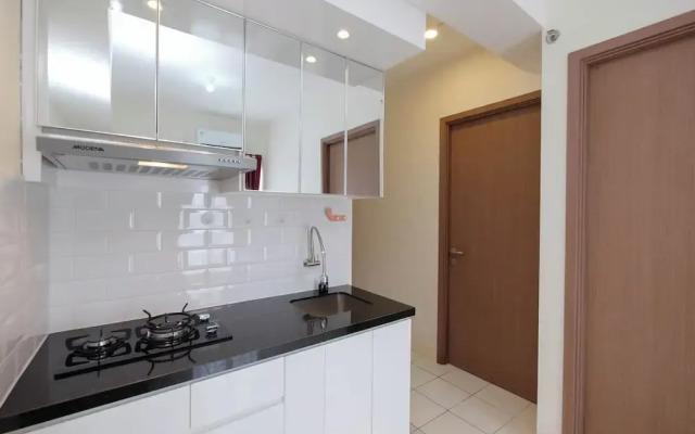 Modern Look 2BR at Podomoro Golf View Apartment