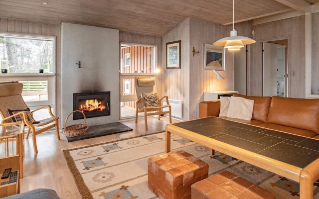 5 Star Holiday Home in Vaeggerlose
