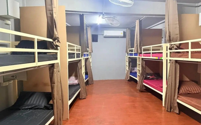Y&D Hostel