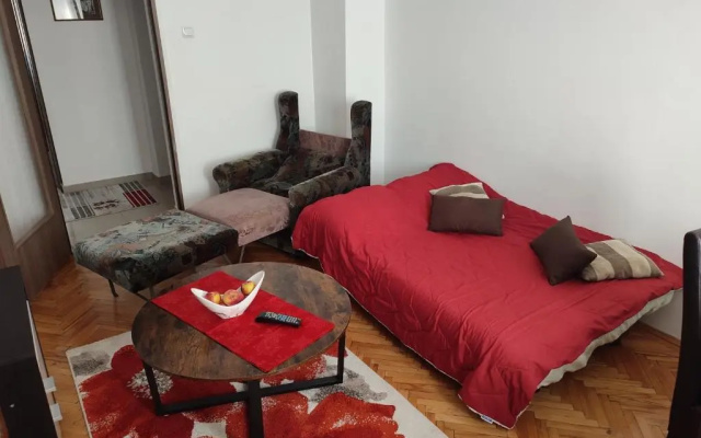 Lovely 1 bedroom apartment in city centre, sleeps 4 !