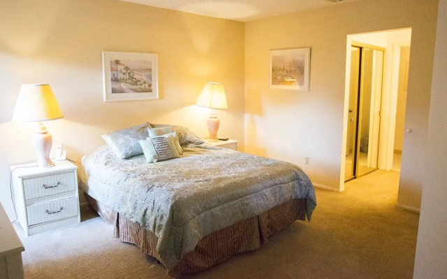 Clubview Country Club 2 Bedroom Condo