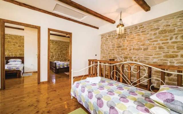 Awesome Home in Pridraga With Wifi and 3 Bedrooms