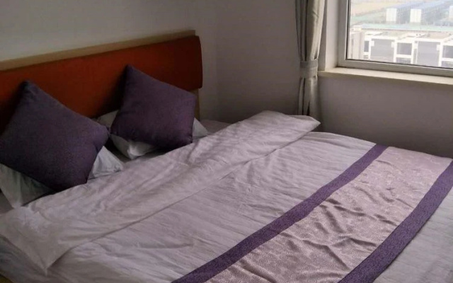 Beijing Jinghang Home Express Hotel