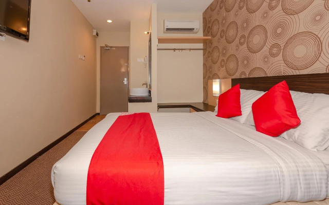 OYO 1009 Regalo Hotel