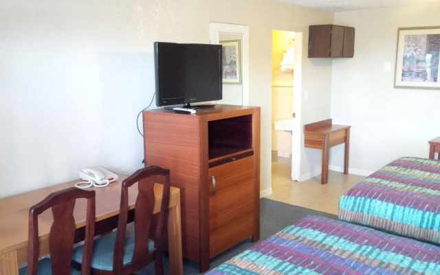 Holiday Lodge