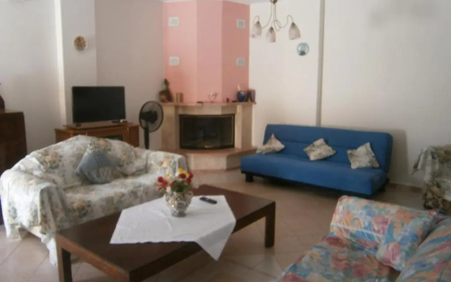 Moraki Apartment