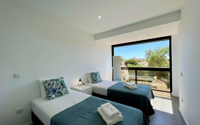 Albufeira Central 2 by Homing