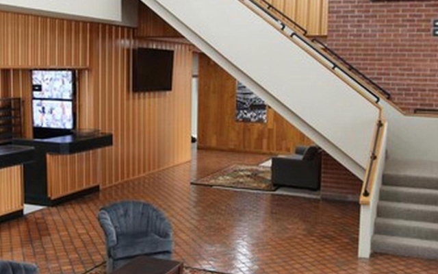 Eagles Nest Hotel