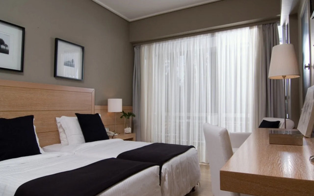 Sea View Cityscape Hotel