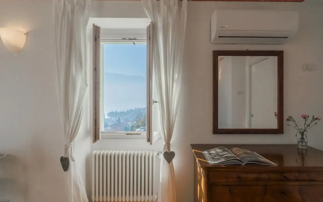 Giuliano s House - Amazing Lake View