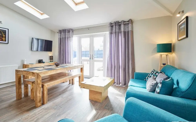 Host Stay Eskdale Escape