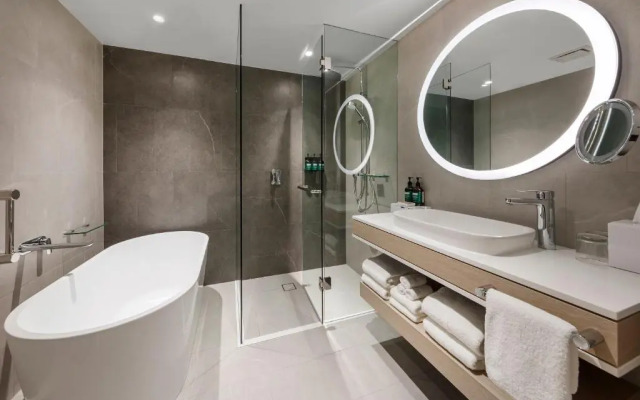 Crowne Plaza Hawkesbury Valley