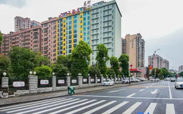 TT Fashion Hotel