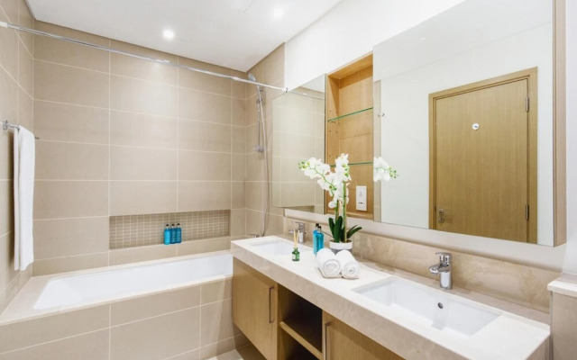 Lovely 2BR APT Amazing Sea View