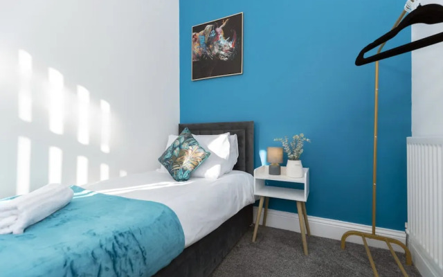 Newly Renovated 3BR House Near Hospital uni