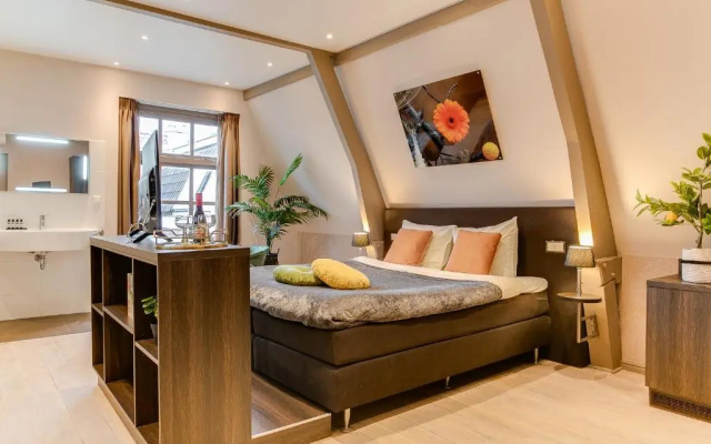 Brasss Hotel Suites