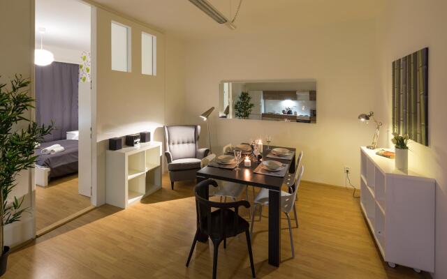 Апартаменты New Town - Apple Apartments комната для гостей