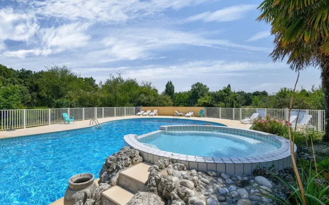 Gite in a Holiday Park With Swimming Pool