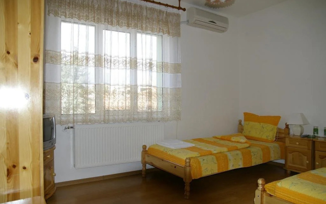 Karadzhovy Guest House