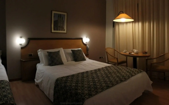 Hotel Tevere