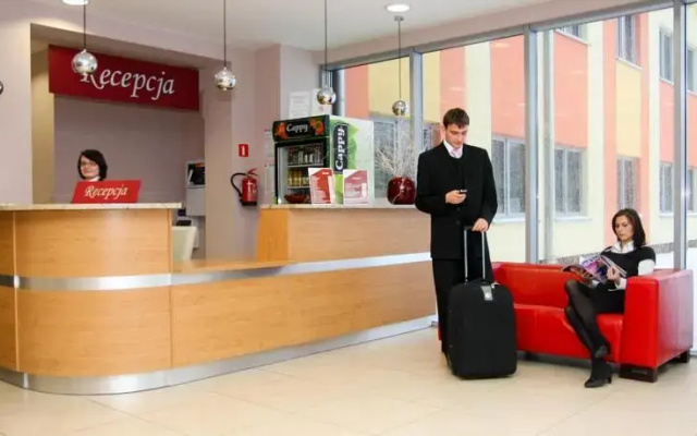 Hotel Raz Dwa Trzy