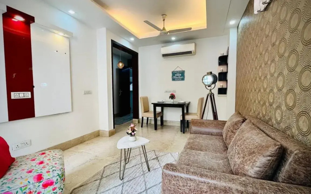 BluO 1BHK Select Citywalk MAX Saket, Balcony Lift