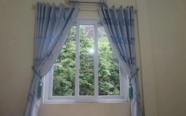 Hoan Chau Homestay - Hostel