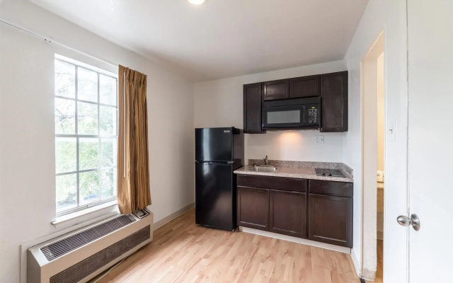 Studio 6 San Antonio, Tx - Fort Sam Houston Area