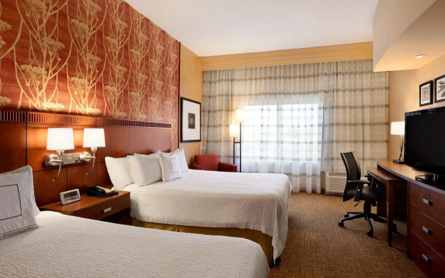 Sonesta Essential Junction City