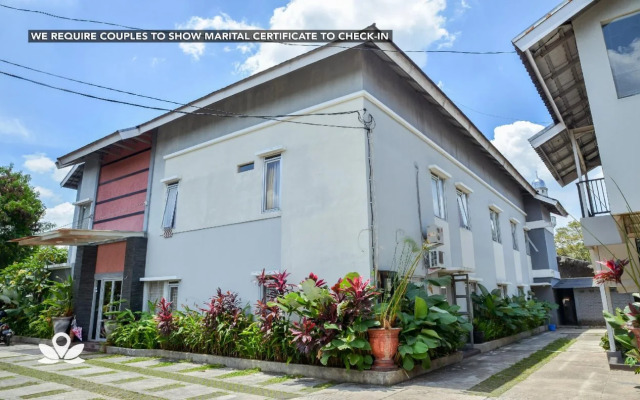 ZEN Rooms Basic UNINUS Syariah