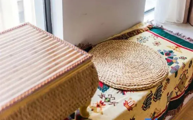 Shichun Huayu Apartment