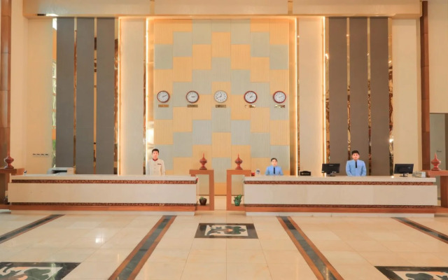 The Hotel Grand ACE