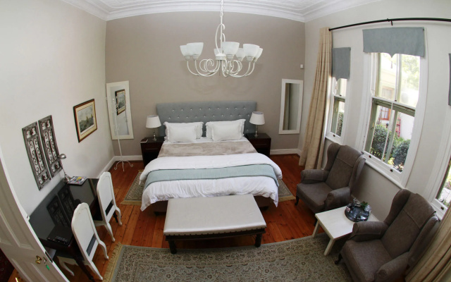 Oleander Guest House