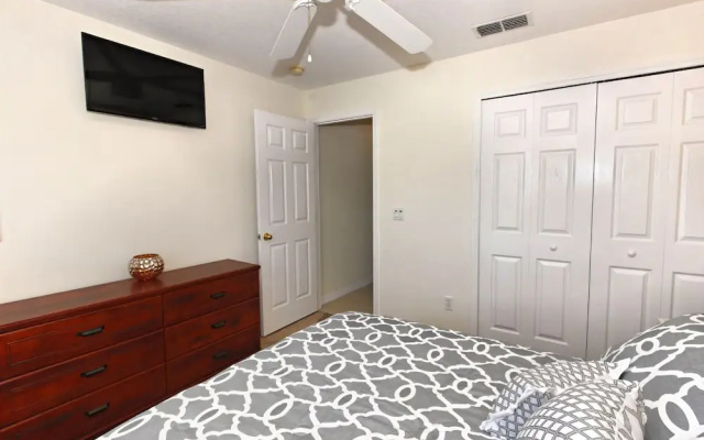 847 Troon Circle