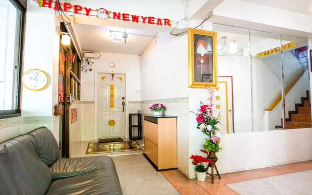 Gedkanok Apartment