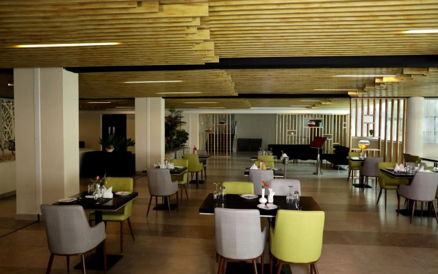 Отель PrideInn Plaza Nairobi Airport