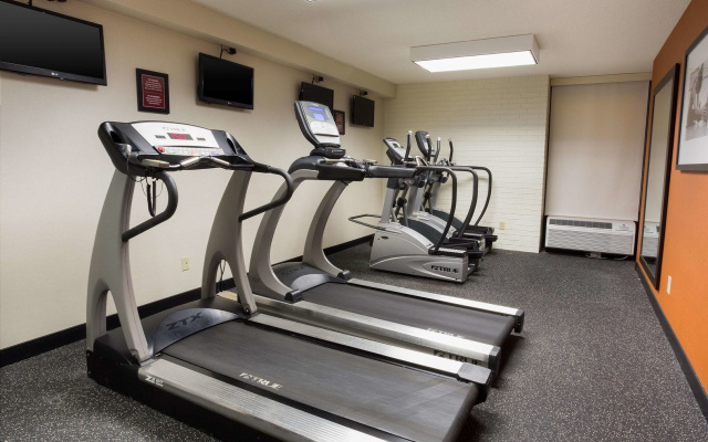 Drury Inn & Suites St. Louis Airport