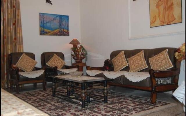 Maa Ganga Haveli ( Home Stay )