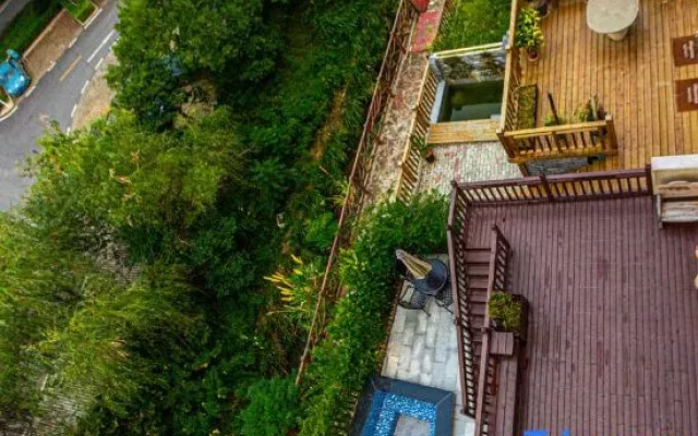 Yichun Huge Hot Spring Holiday Villa