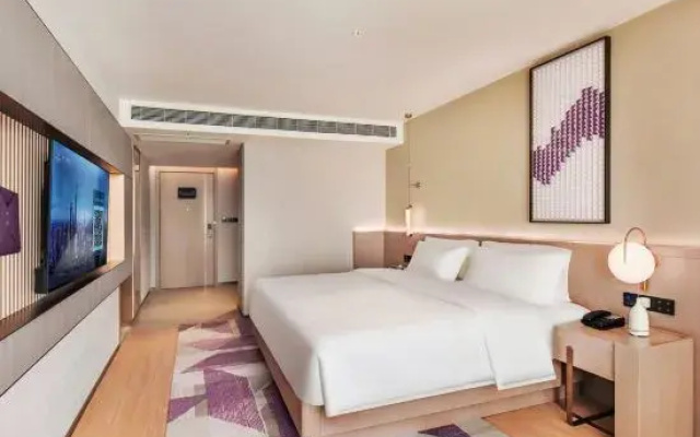 Lavande Hotel (Heqing Xinhua Branch)