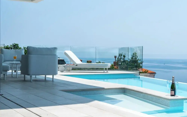 Villa Brela-Rogac 3