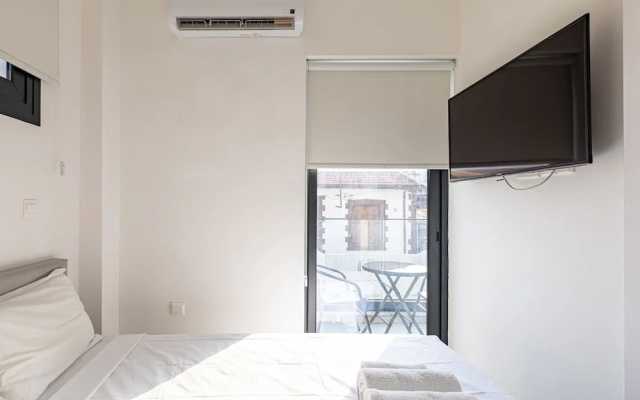 Yamas Urban Living Platinum Key
