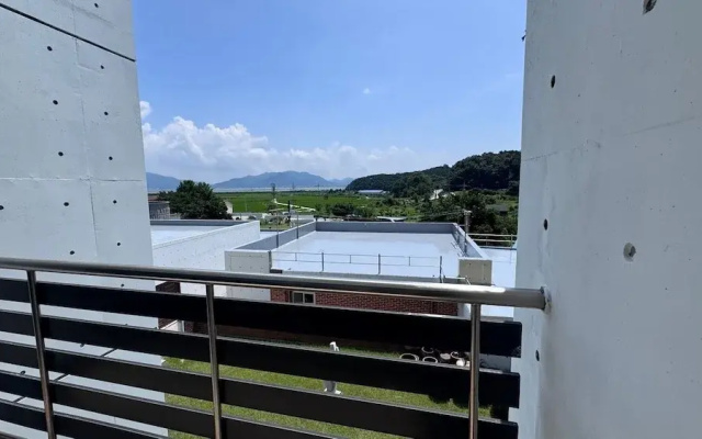 Hwimok Art Resort