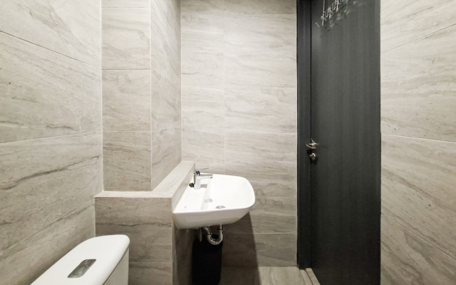 Homelike And Relaxing Studio Apartment Collins Boulevard