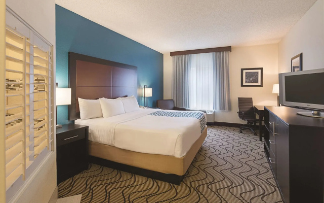 La Quinta Inn & Suites by Wyndham Central Point - Medford