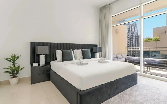 Silkhaus Bay Square 13