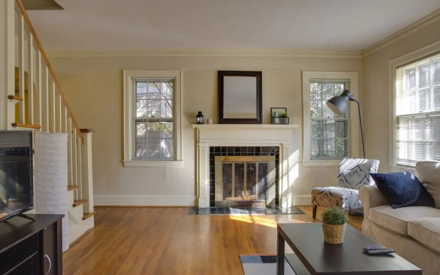 Charming Rustic Dilworth Duplex