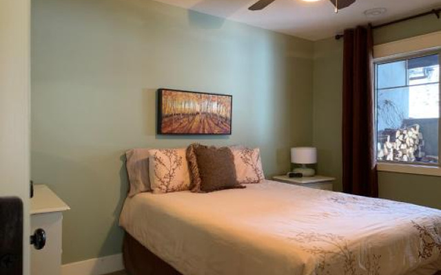 Diamond Willow Artisan Retreat